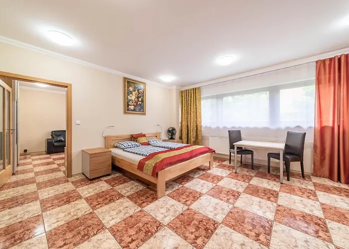 Apartamento Blizko Centra Prahy Praga